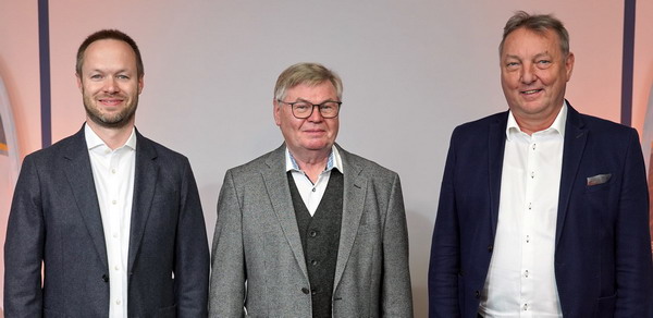 Management: Der bisherige Vorstand: (v.l.n.r.) Markus Beverungen, Josef Tillmann, Udo Peters